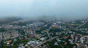 Alerta naranja sigue en El Salvador: Cristina se debilitó, pero las lluvias no se han ido